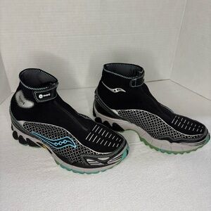 ✨ Saucony Progrid Trail Razor Vibram Zip-Up Shoes Women’s 7 – Cold-Weather Ready